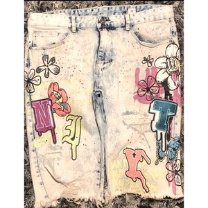 Jeans Shorts w/ Designs